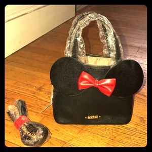 Axixi faux leather Minnie Mouse purse